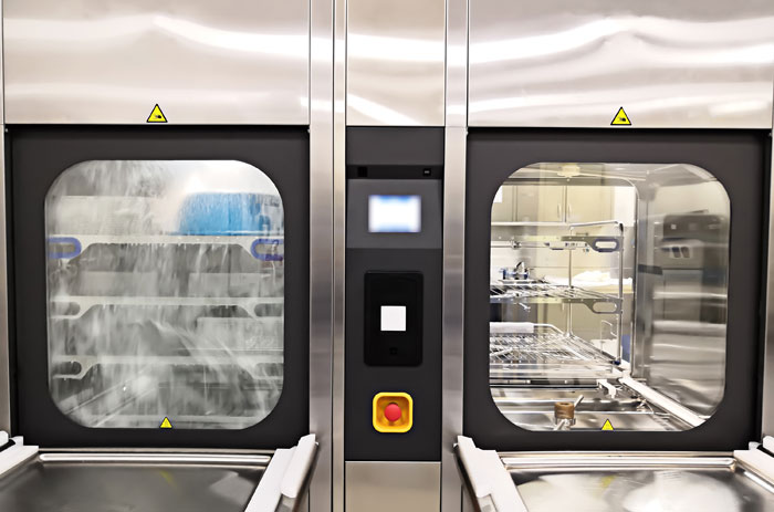 dual washer and disinfector for surgical instruments